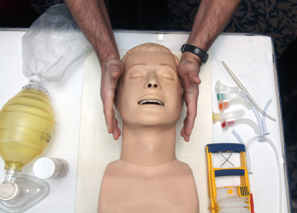 Workplace first aid training delivered by ambulance professionals in Kent